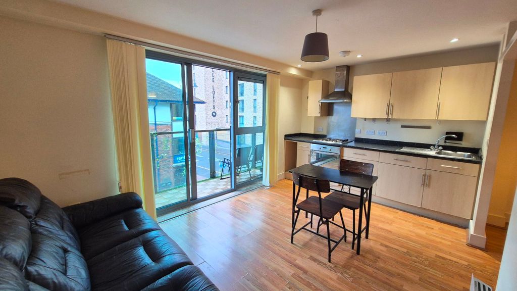Property photo 2 of 11