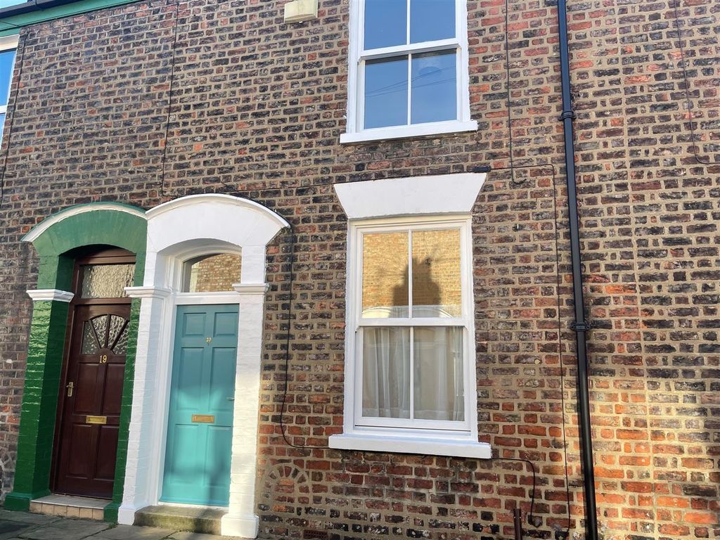 Property photo 1 of 10 Front 2.Jpg