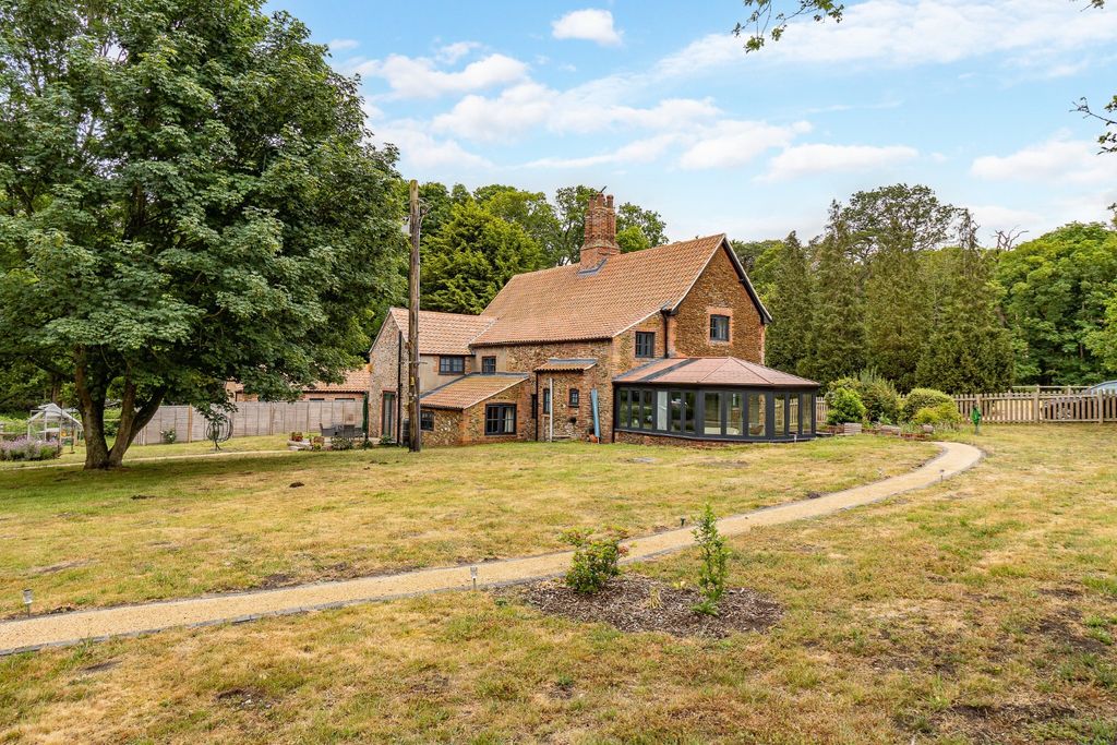 Property photo 3 of 52 5188806