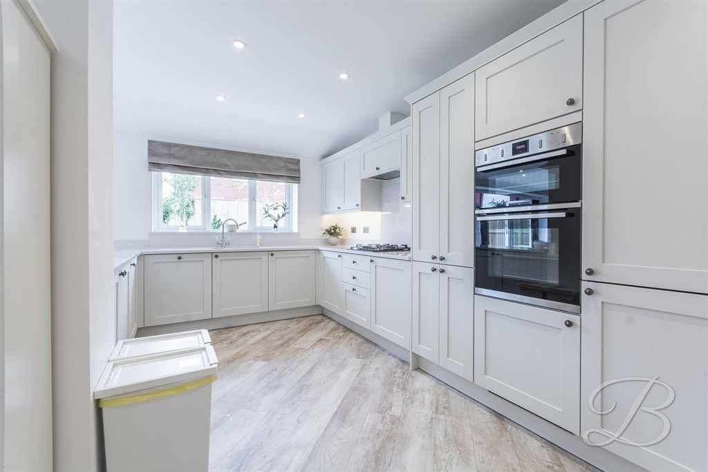 Property photo 2 of 51 CC11.Jpg