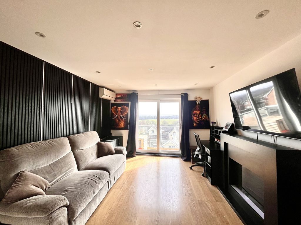 Property photo 2 of 10 Not Specified