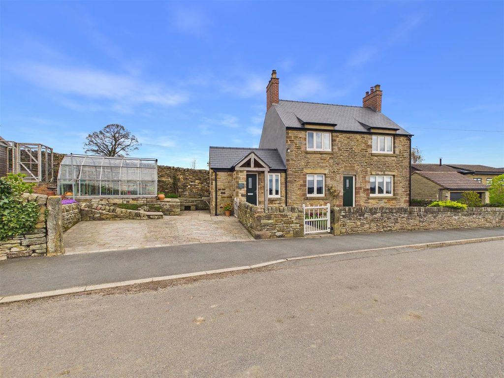 Property photo 1 of 31 Cam05476G0-Pr0176-Still001.Jpg