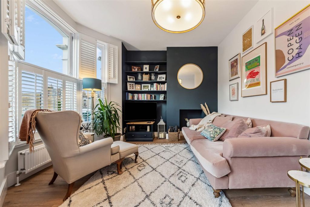 Property photo 2 of 11 4.Jpg
