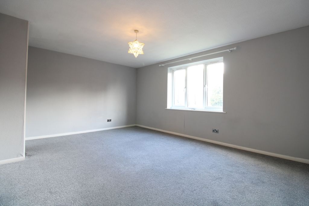Property photo 2 of 8 Img_7884