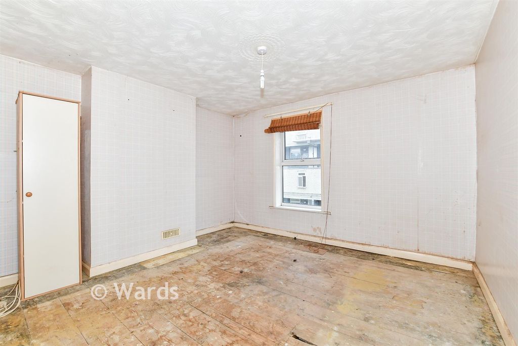 Property photo 3 of 13 Bedroom 1