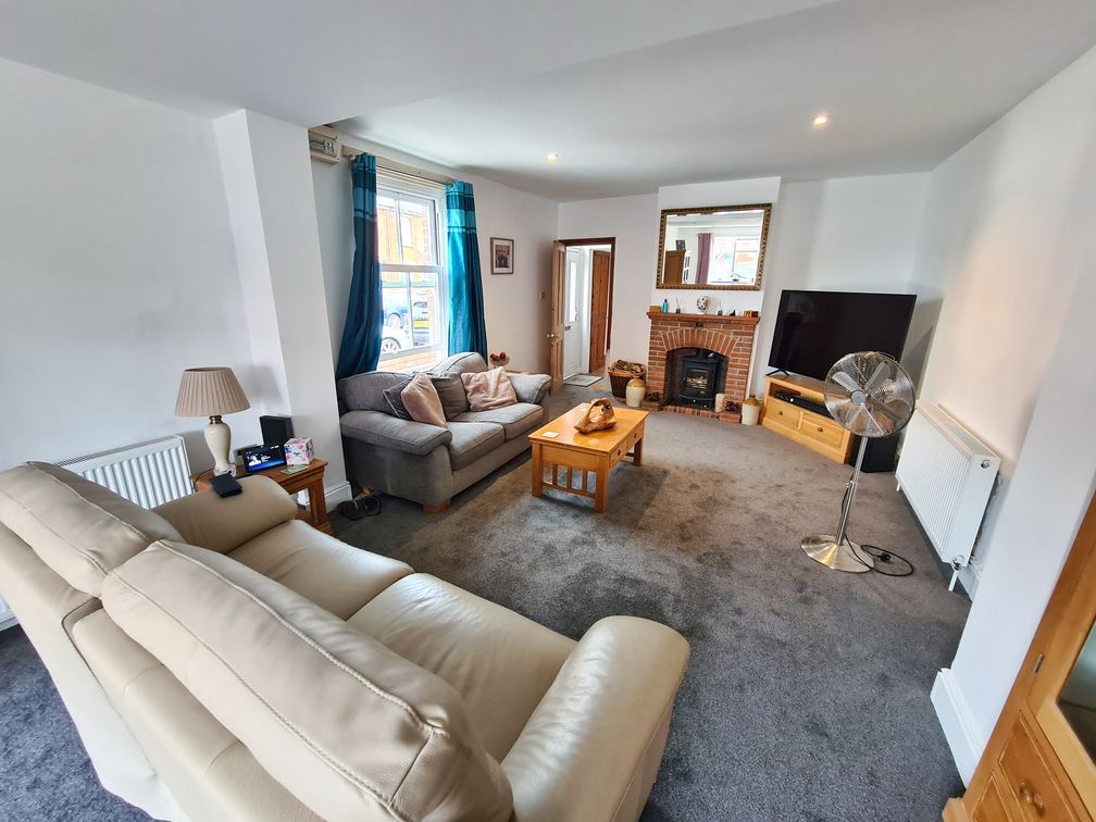 Property photo 3 of 15