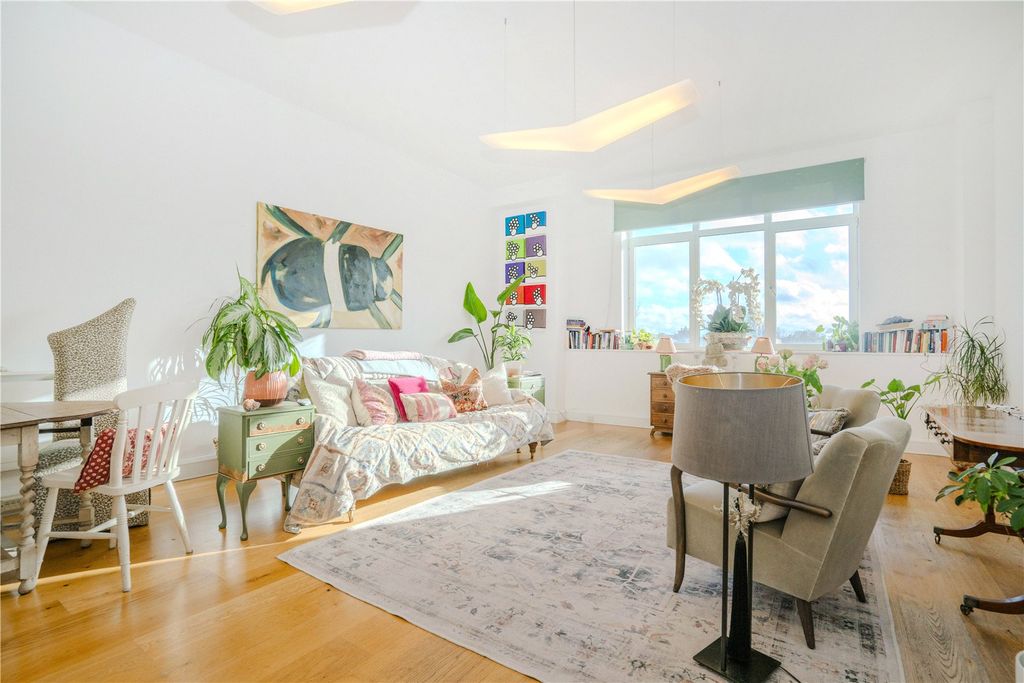 Property photo 2 of 11 Picture No. 08