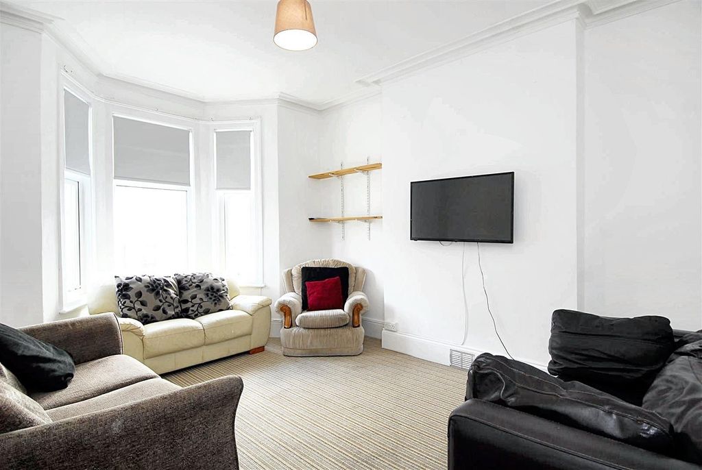 Property photo 3 of 7 Vyta8V6_Xkgy9Vpotnhbtq.Jpeg