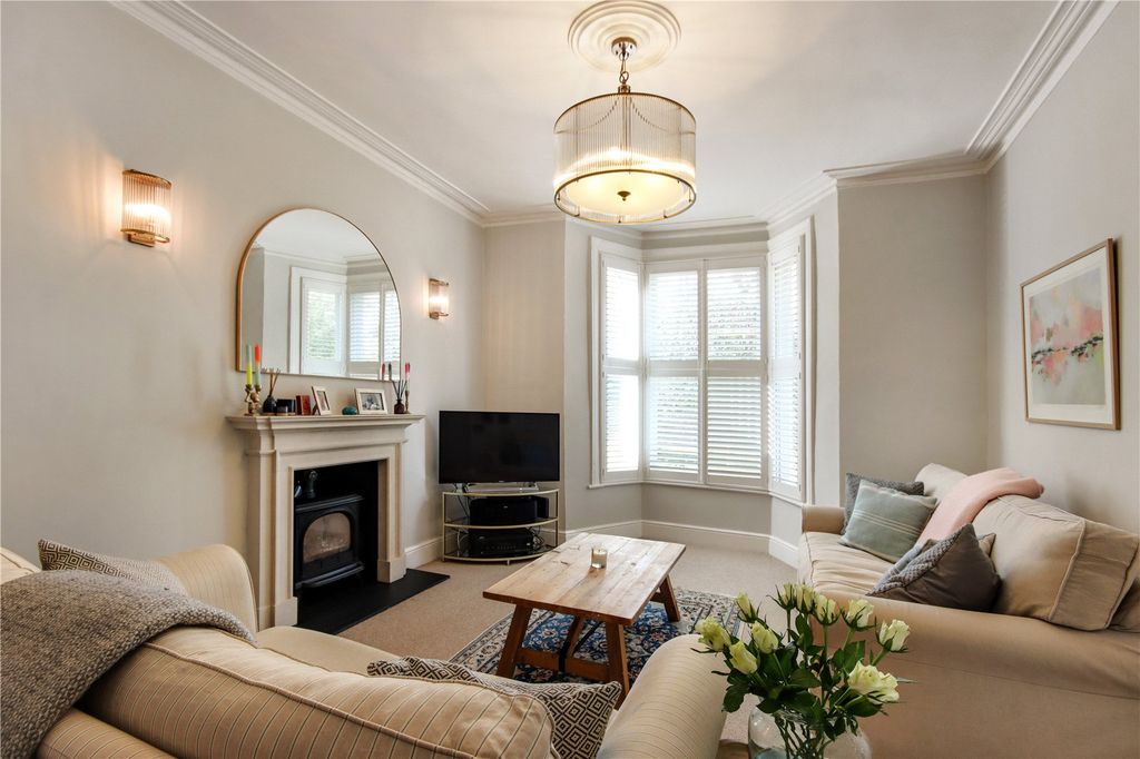 Property photo 2 of 15 Sitting Room