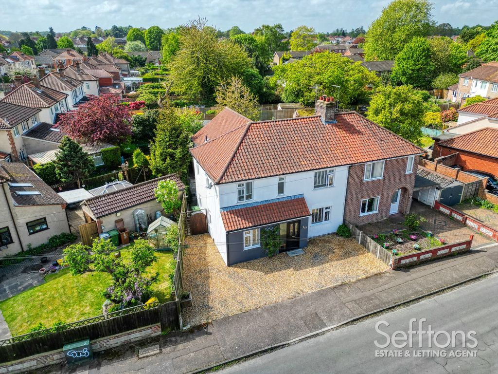 Property photo 1 of 35 Dji_0430_3