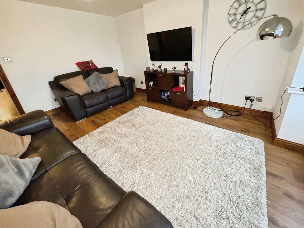 Property photo 3 of 15 20659861-Img_8235