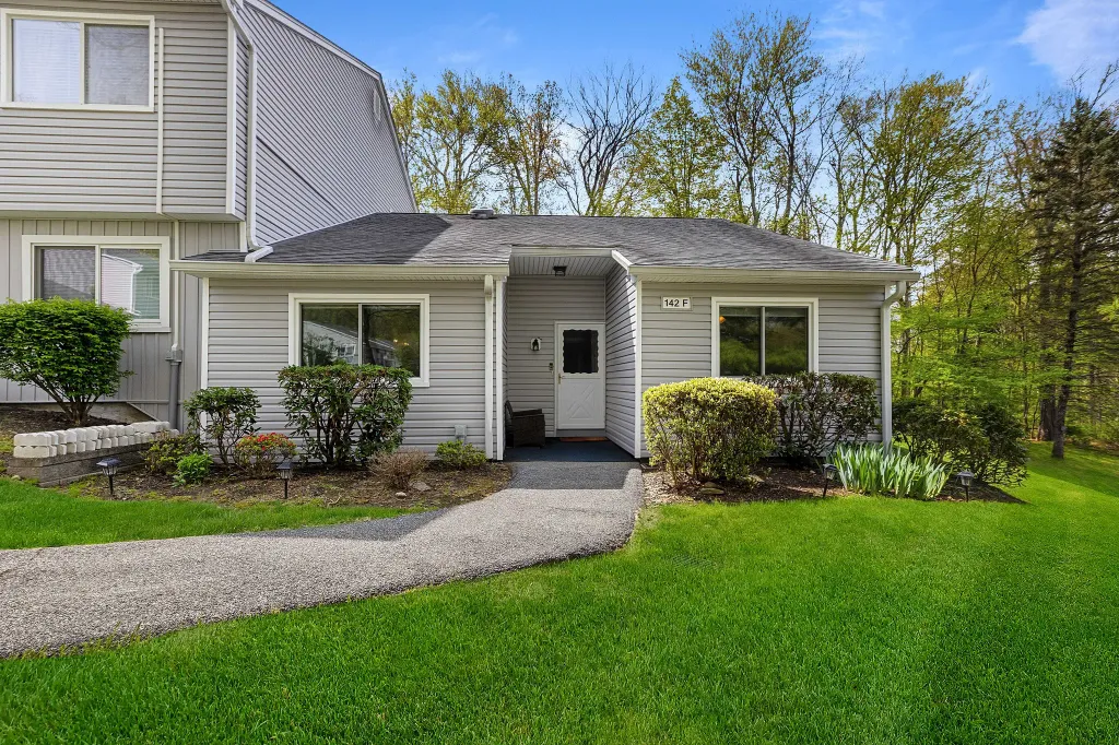 Property photo 1 of 3
