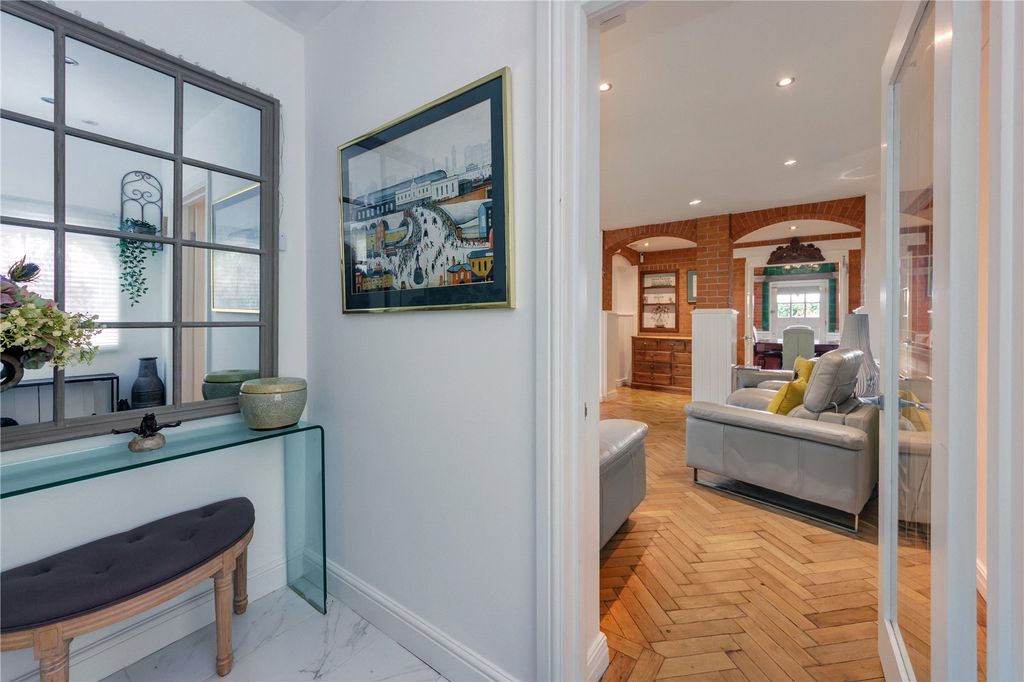 Property photo 3 of 25 Picture No. 06