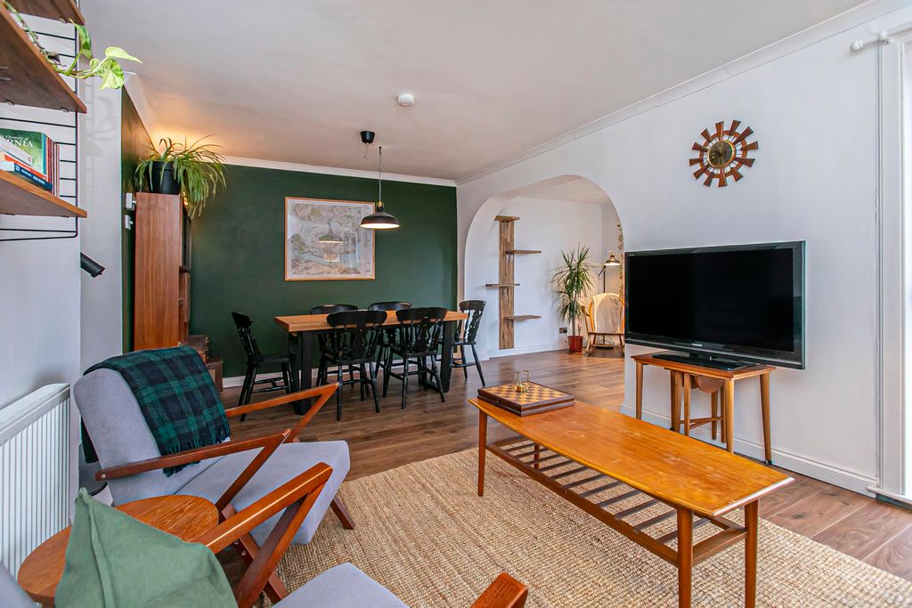 Property photo 2 of 34 Property Image 2