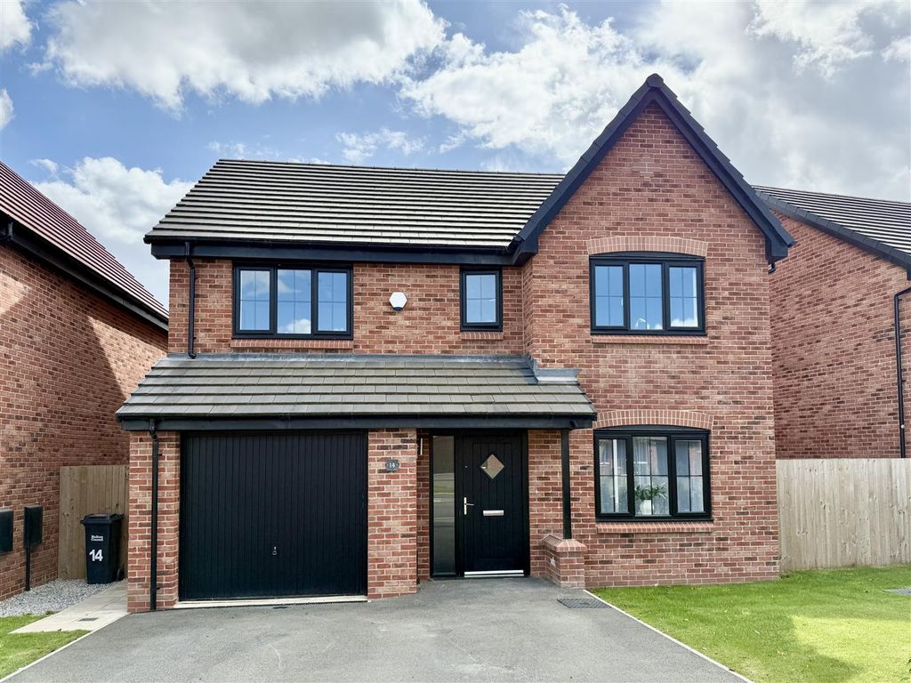 Property photo 1 of 27