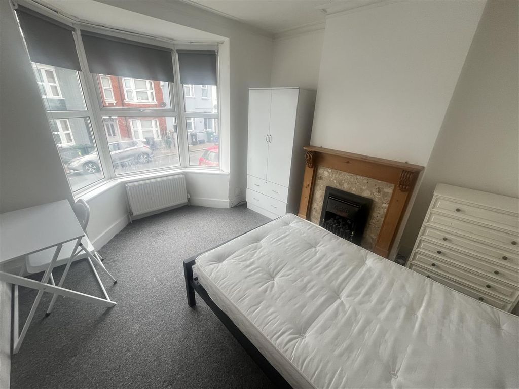 Property photo 2 of 10 Img_4378.Jpg