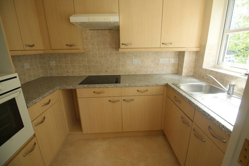 Property photo 3 of 8