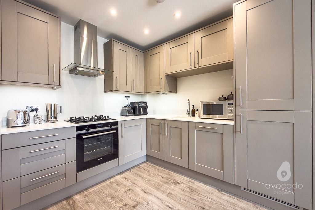 Property photo 2 of 18 5319134