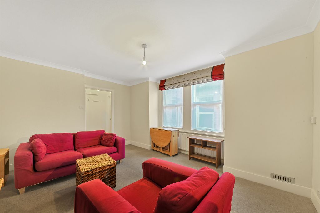 Property photo 2 of 9