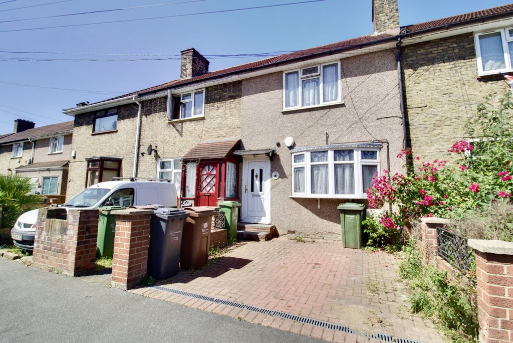 Property photo 1 of 18