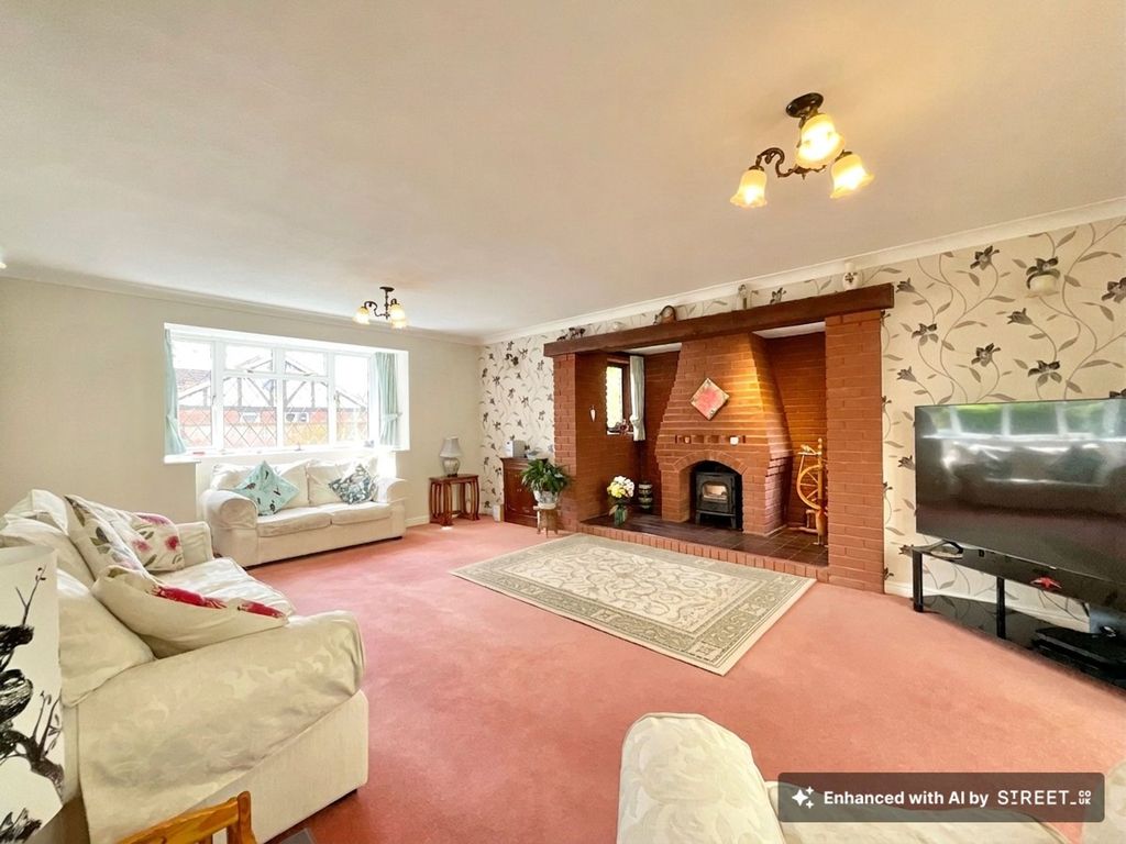 Property photo 2 of 24