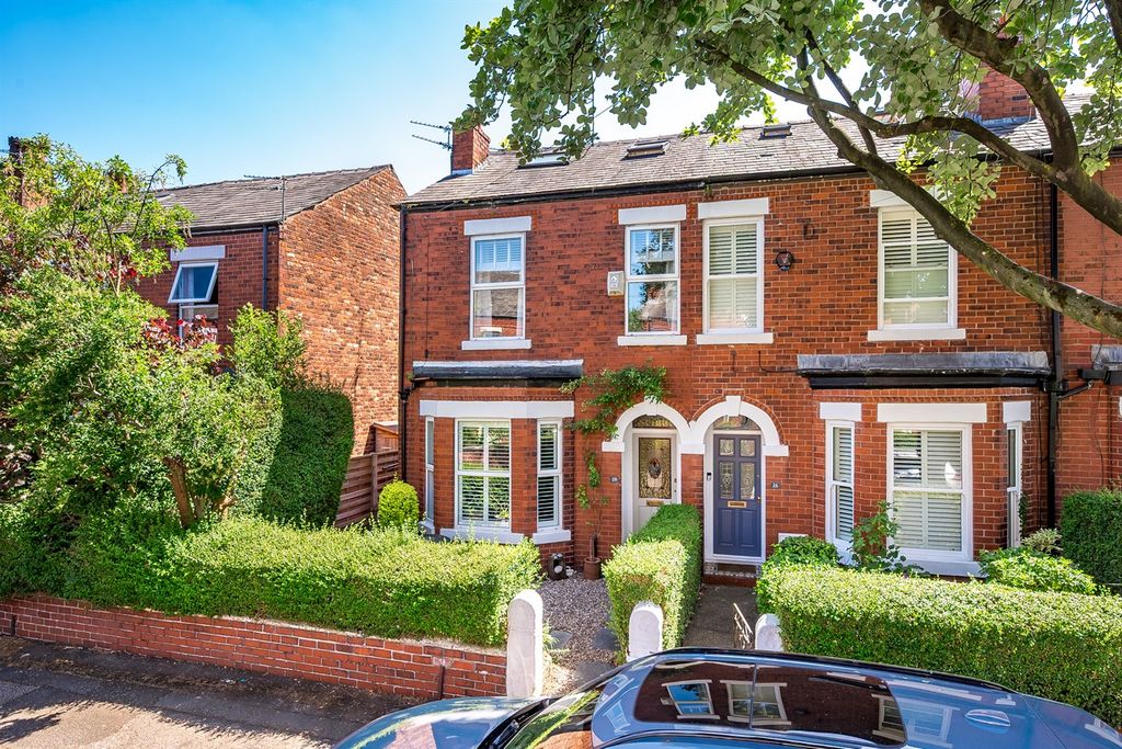 Property photo 1 of 33 (Main)