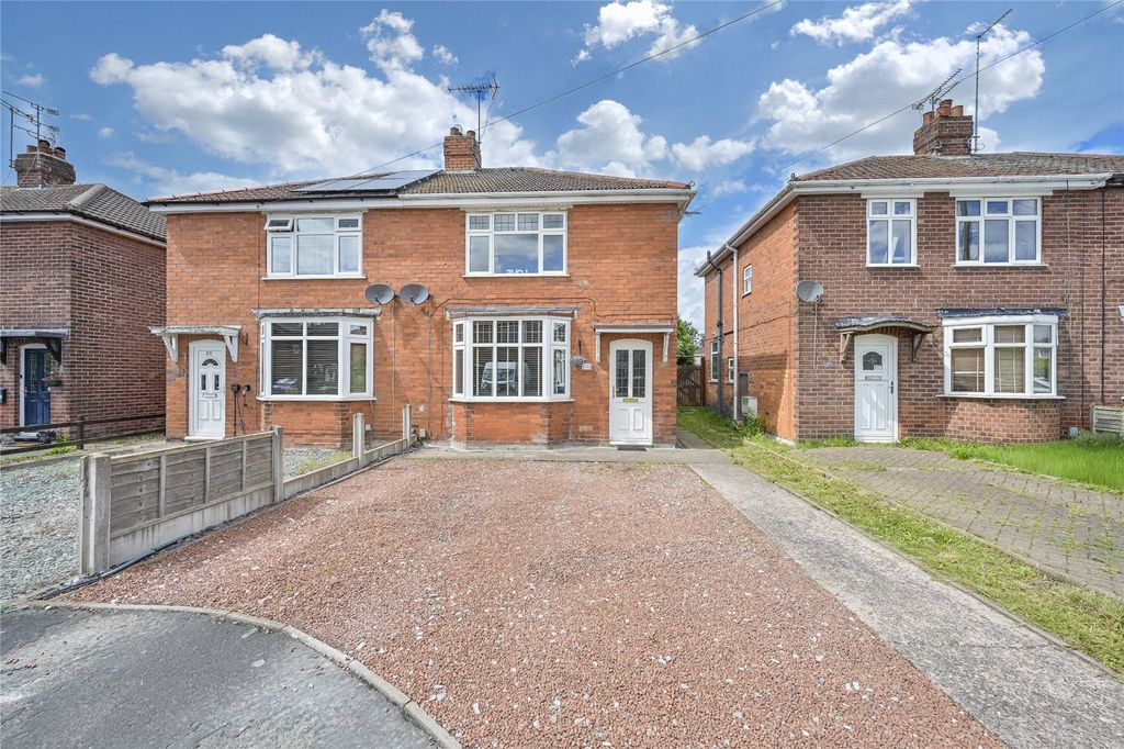 Property photo 2 of 21 Picture No. 13