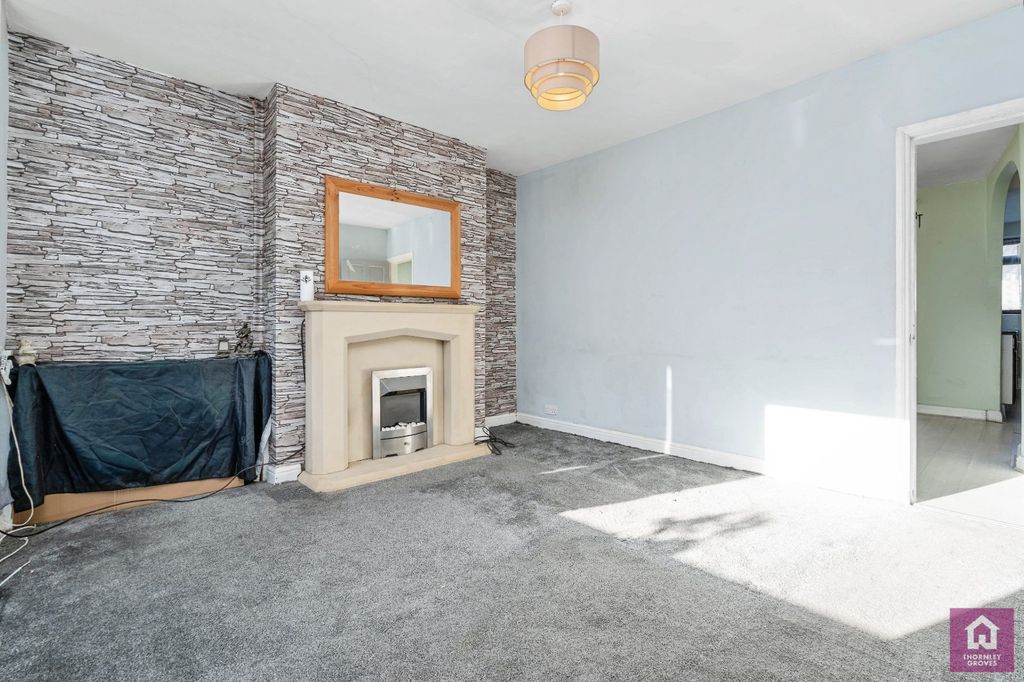 Property photo 3 of 18 Picture No. 02