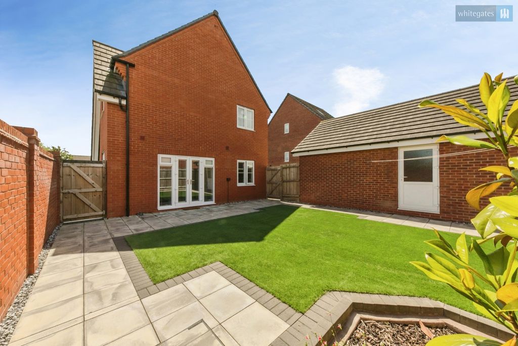 Property photo 2 of 31 Pbox-Img.Jpg