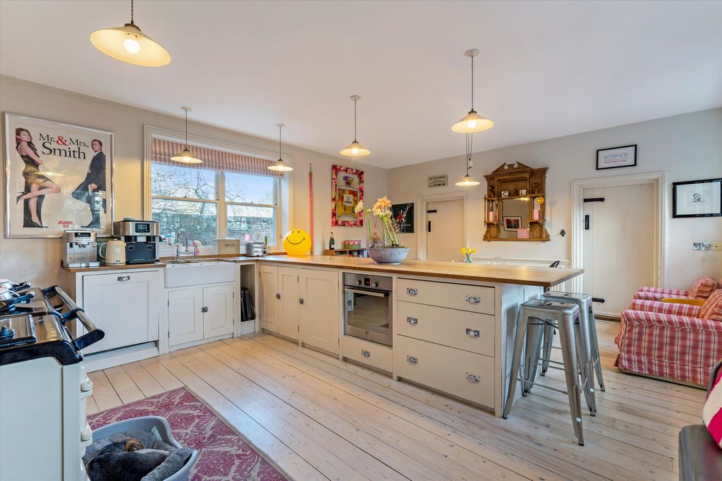 Additional image 17 of 6 bed detached house for saleChieveley, Berkshire RG20