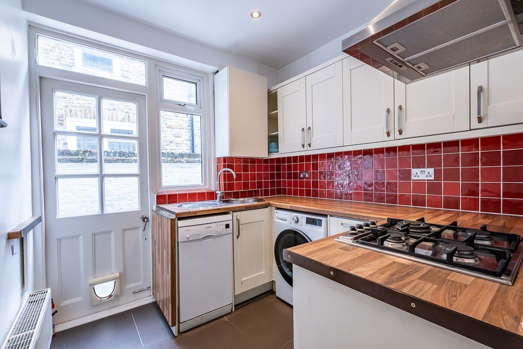 Property photo 3 of 12 3