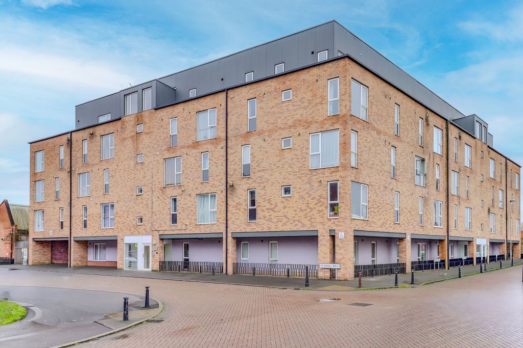 Property photo 1 of 10