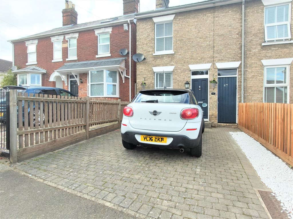 Property photo 1 of 17 Image