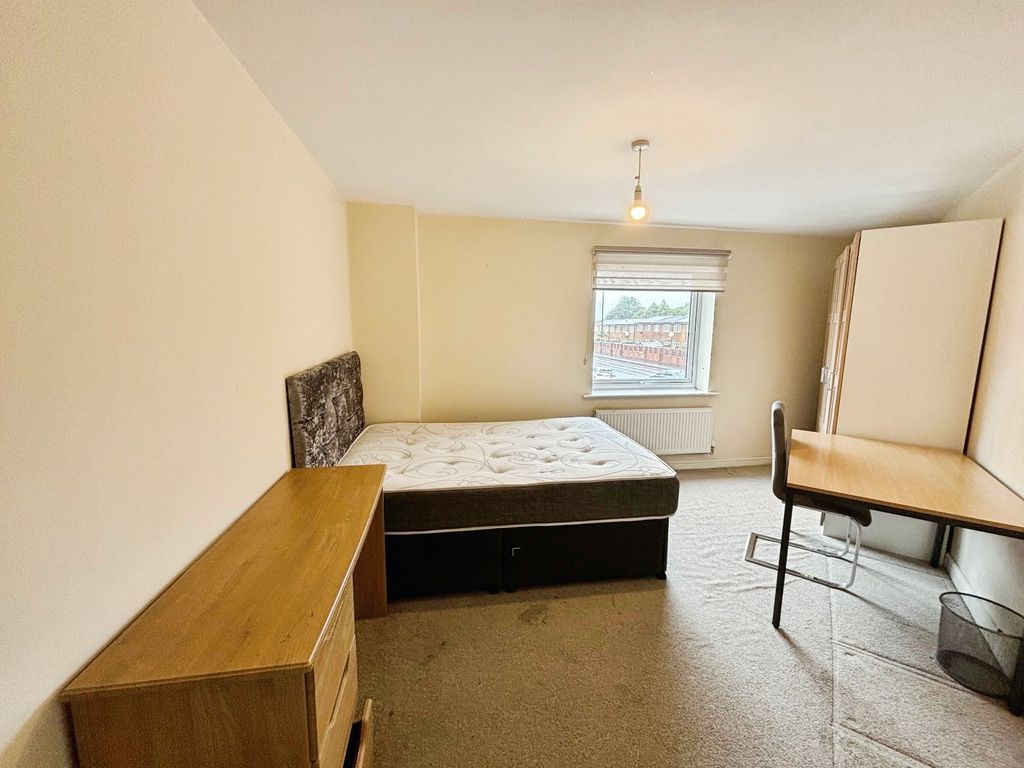Property photo 2 of 7 Picture No. 04