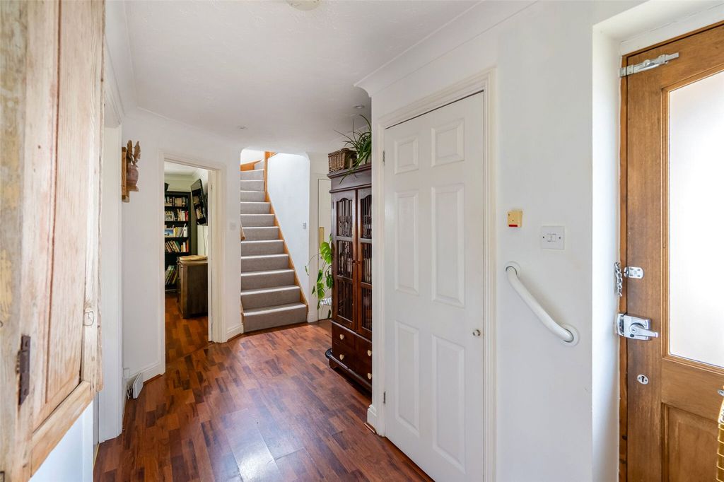 Property photo 2 of 15 Picture No. 08