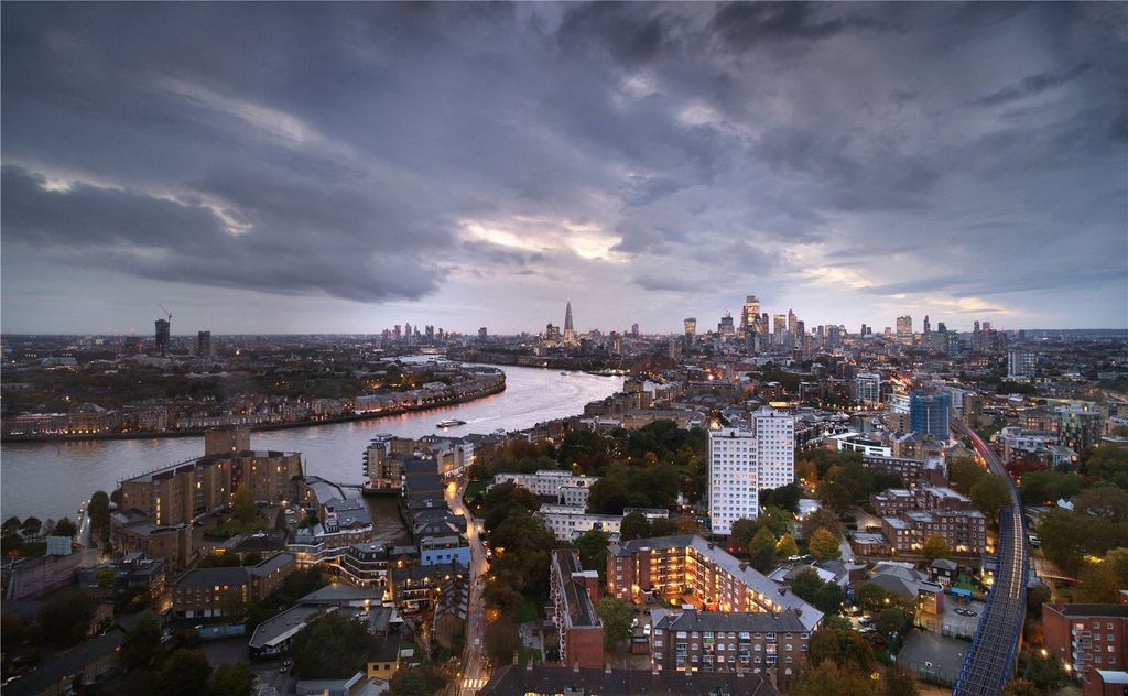 Property photo 3 of 15 View