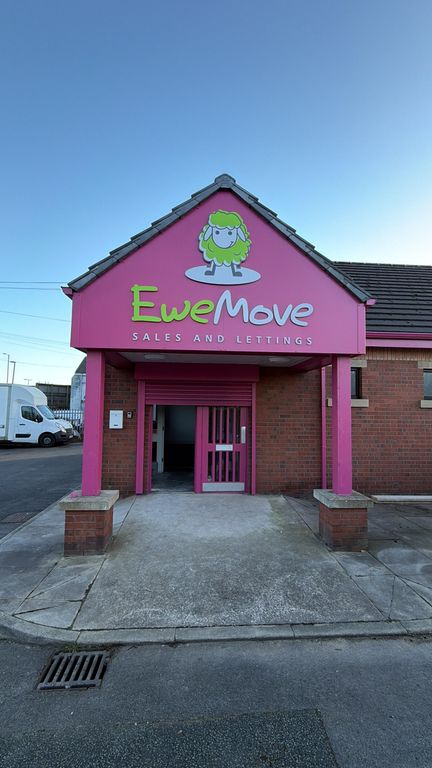 Property photo 1 of 2 Front Ewemove