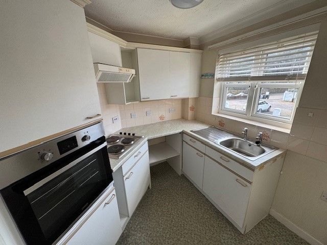 Property photo 3 of 11