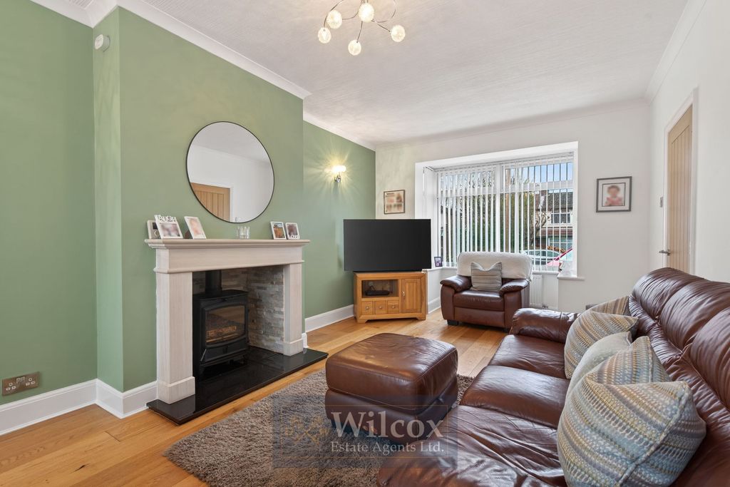 Property photo 2 of 24