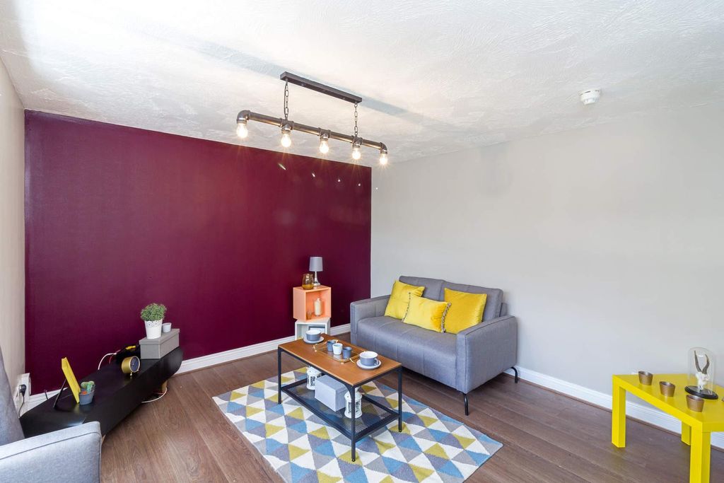 Property photo 2 of 10 Property Photo