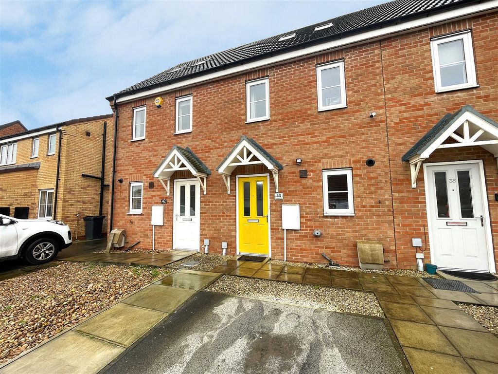 Property photo 1 of 24 Front External