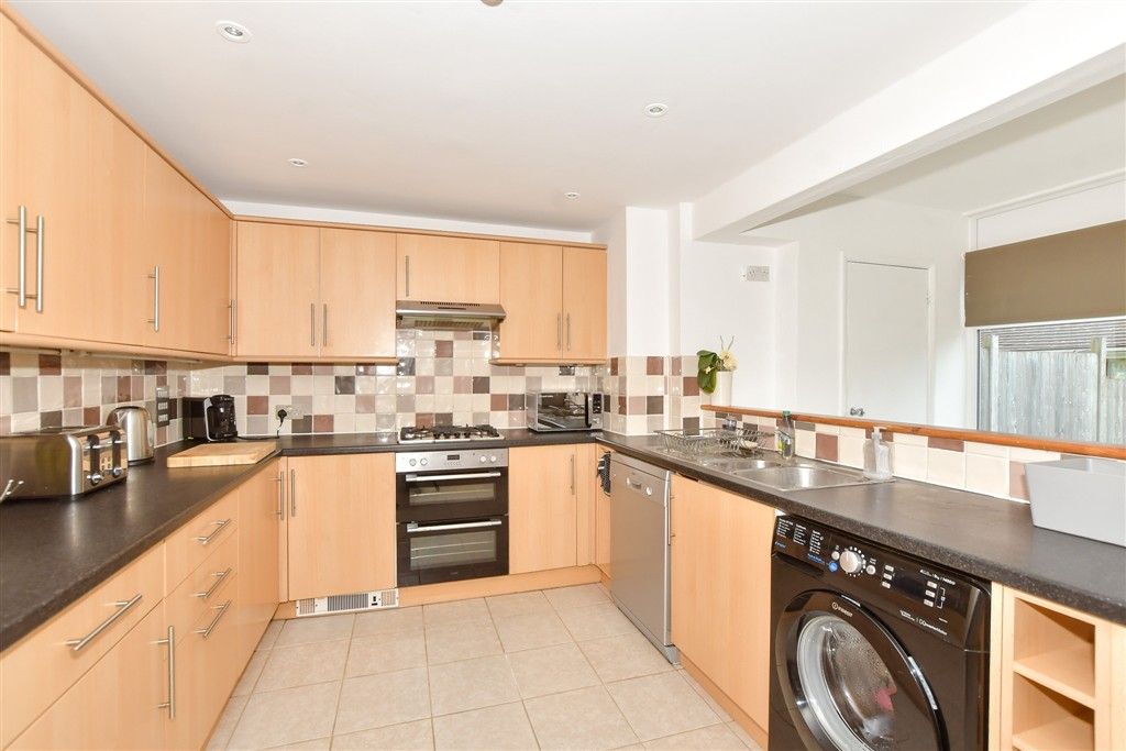 Property photo 1 of 12 Kitchen/Breakfast Room