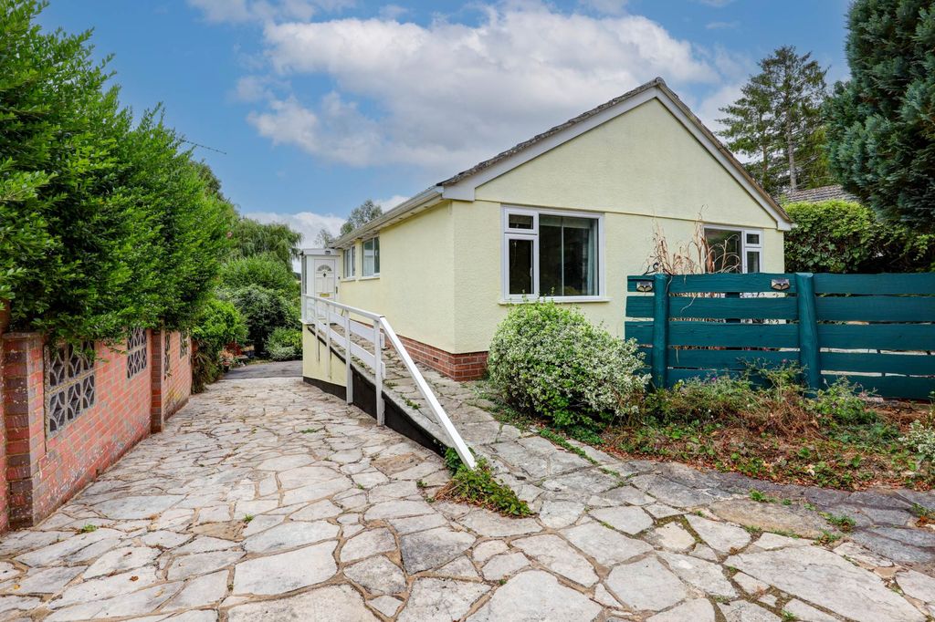 Property photo 1 of 18
