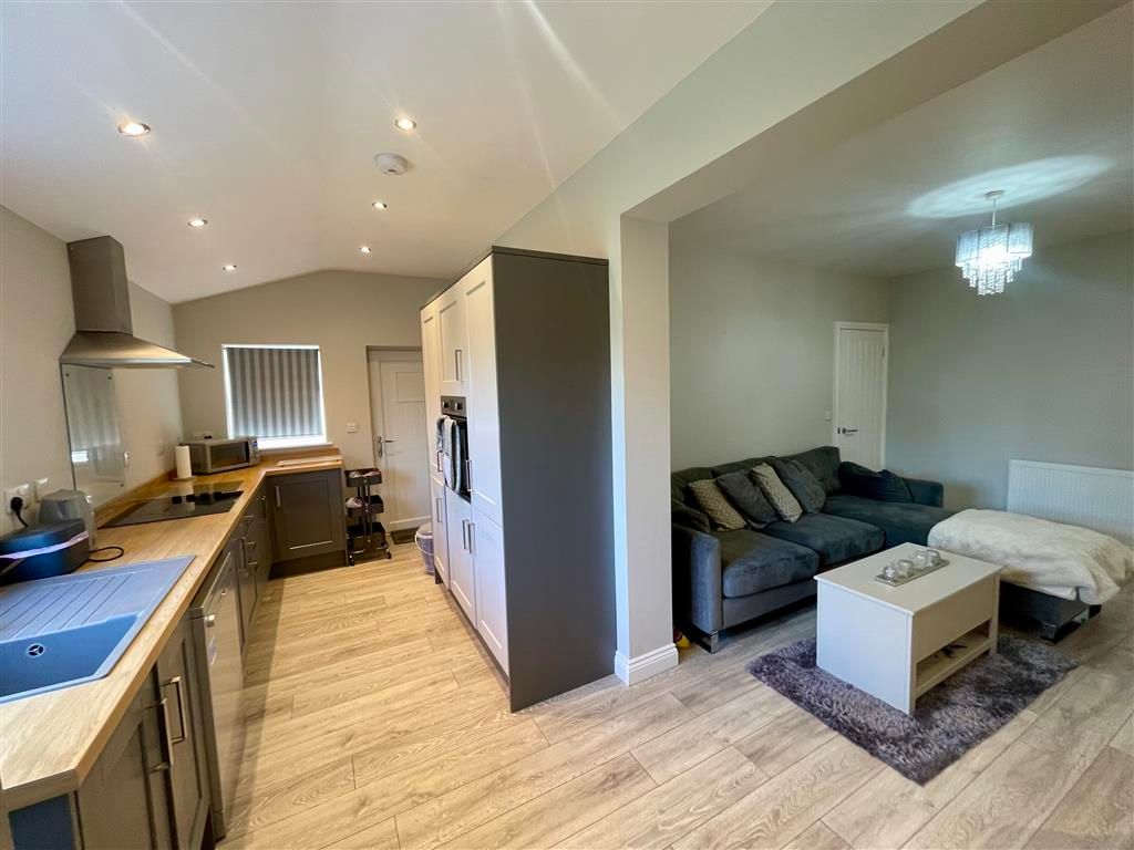 Property photo 3 of 13 Kitchen