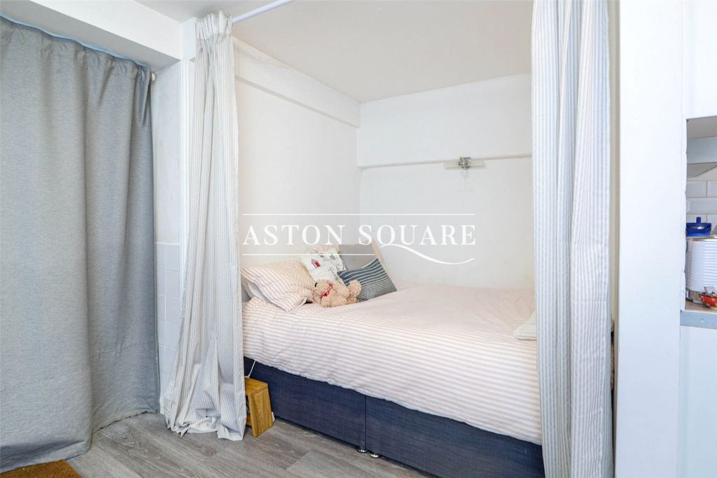 Property photo 3 of 4 Picture No. 09