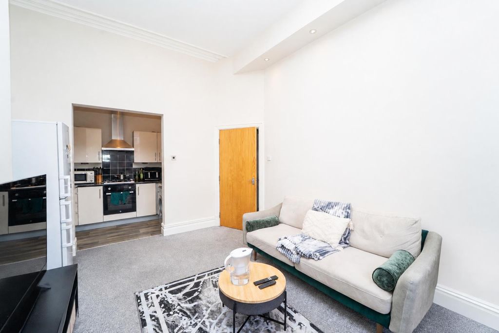 Property photo 3 of 13 R1-3.Png