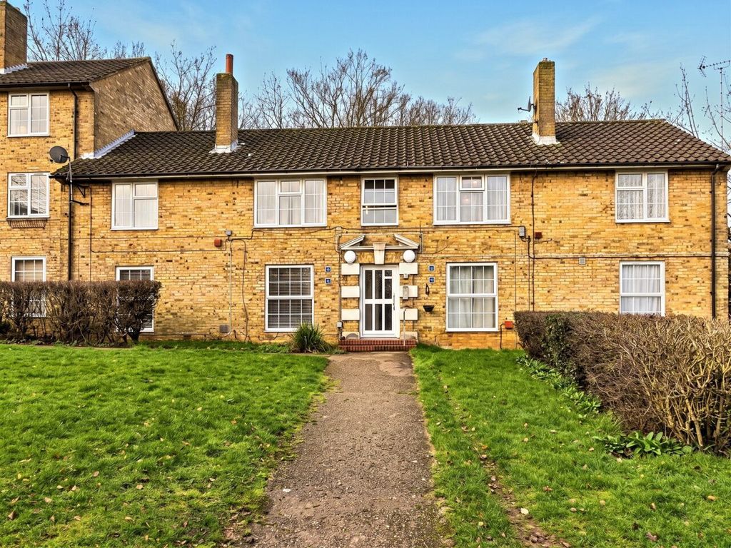 Property photo 1 of 8