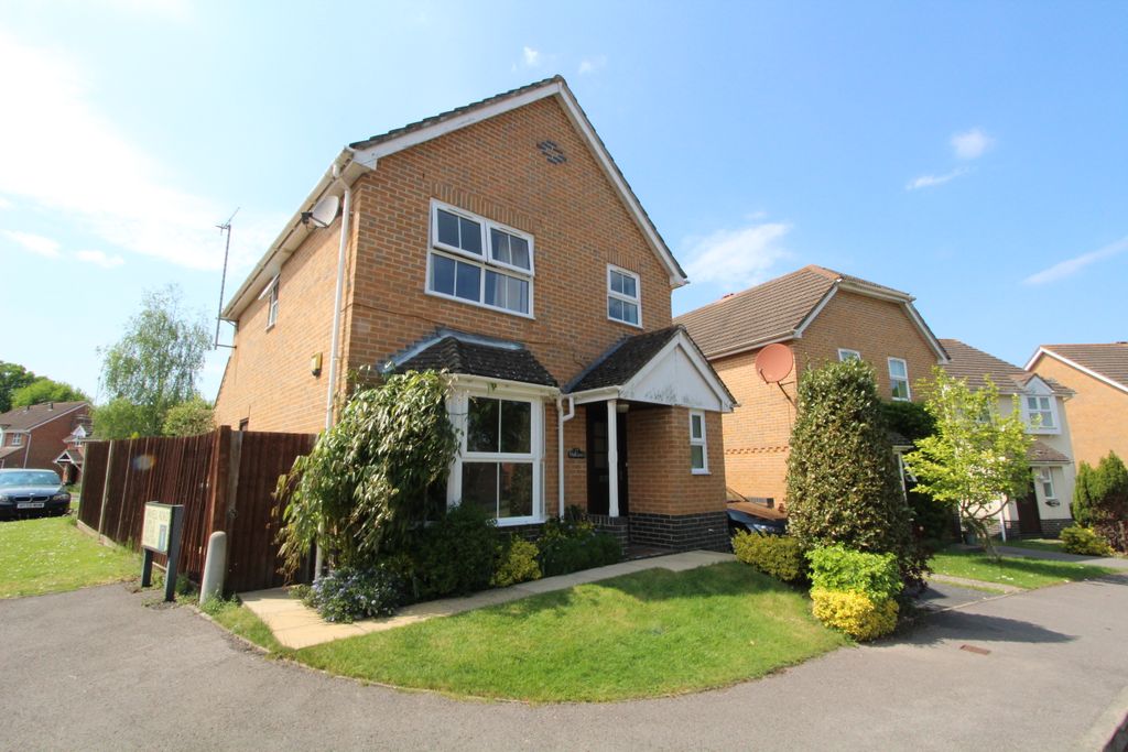 Property photo 1 of 12 Photo 01
