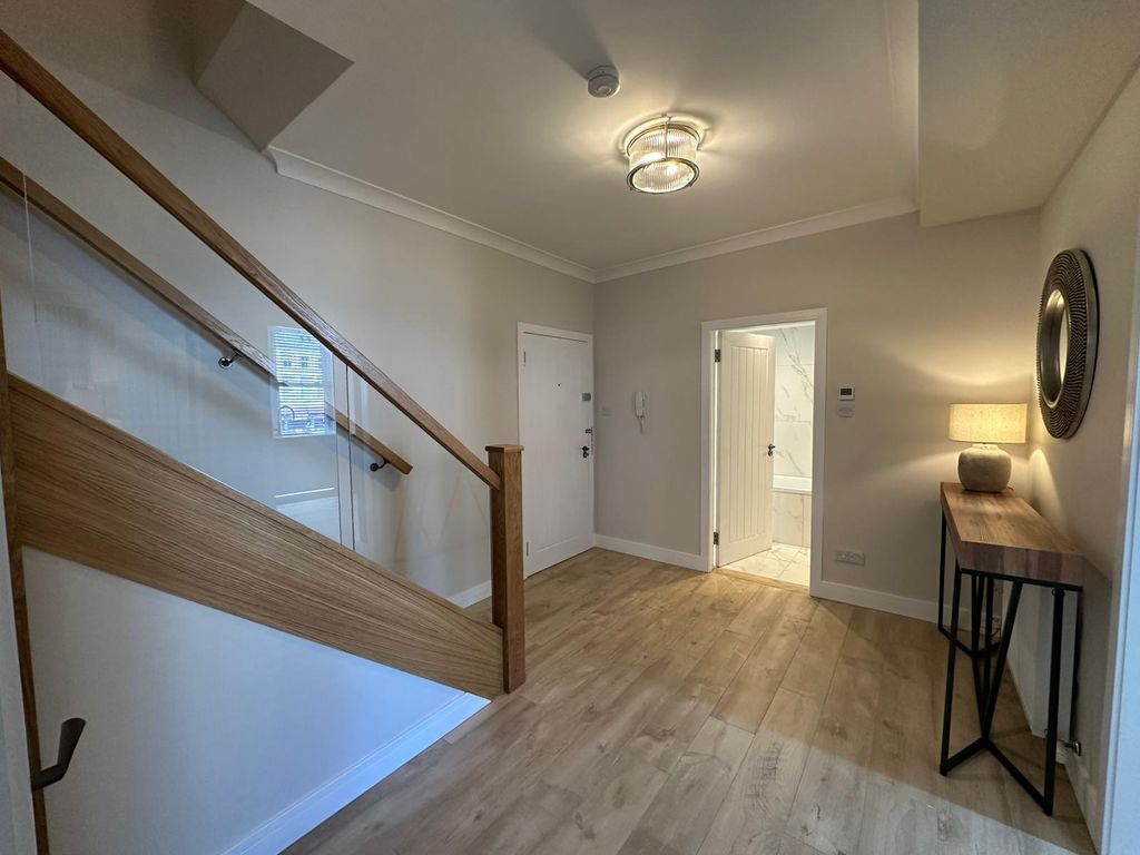 Additional image 6 of 3 bed maisonette to rent7A South St. Johns Place, Perth PH1