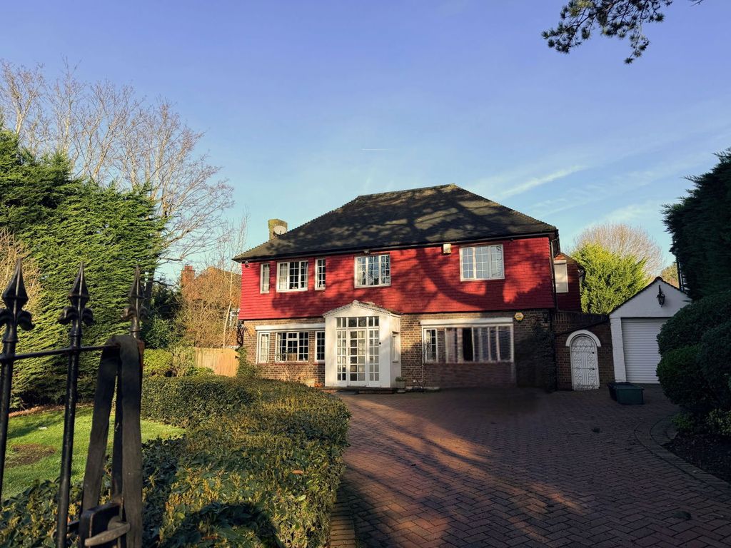 Property photo 1 of 22